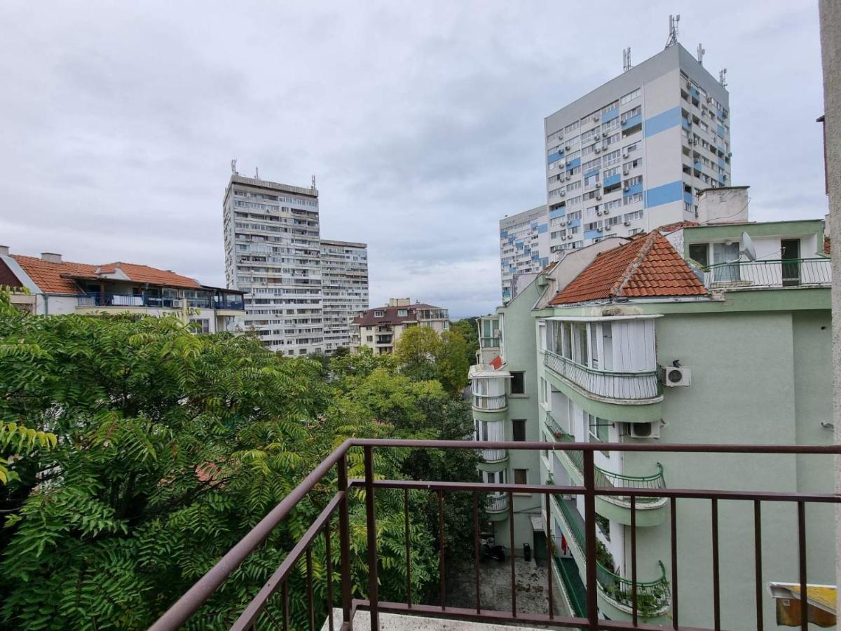 Flora - Beautiful *New* Apartment To The Beach Burgaz Dış mekan fotoğraf